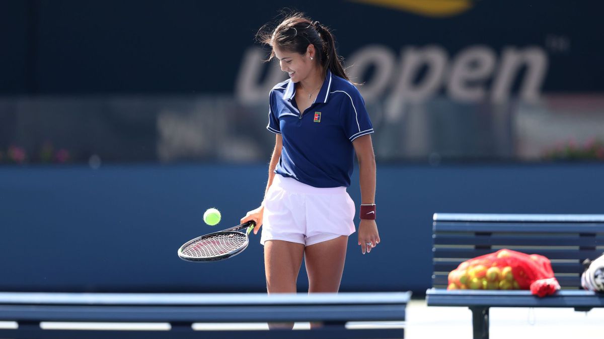 Fernandez là tay vợt tuổi teen thứ hai của Canada vào chung kết Mỹ Mở rộng trong ba năm gần đây