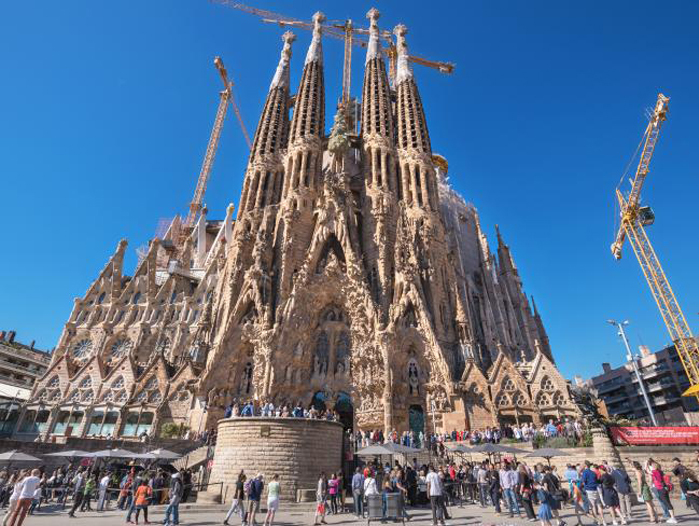 Công trình nhà thờ Sagrada Familia ở Tây Ban Nha