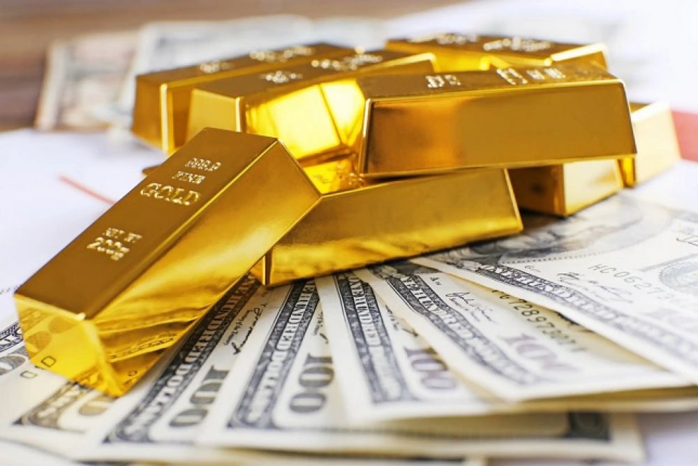 Giá vàng tiếp tục giảm mạnh bởi áp lực từ đồng USD